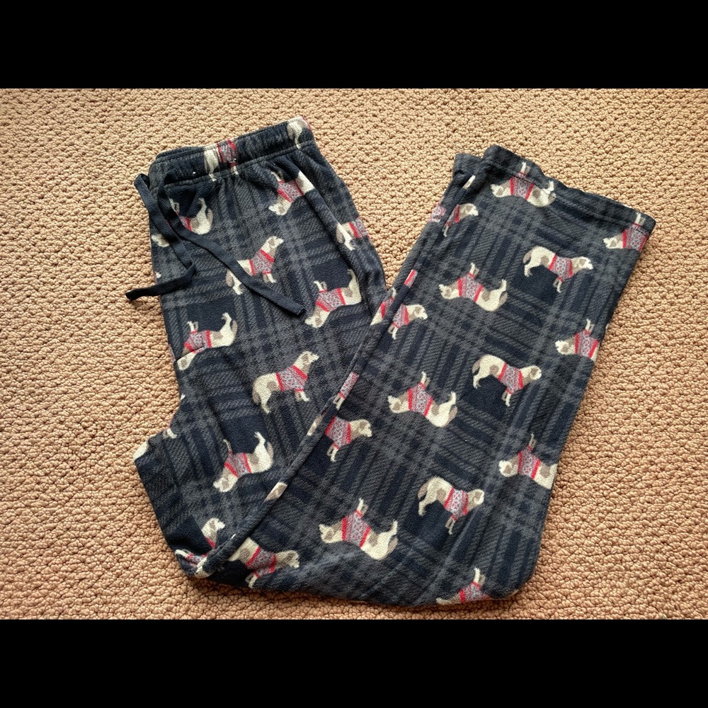 Stafford fleece pj pants size medium.